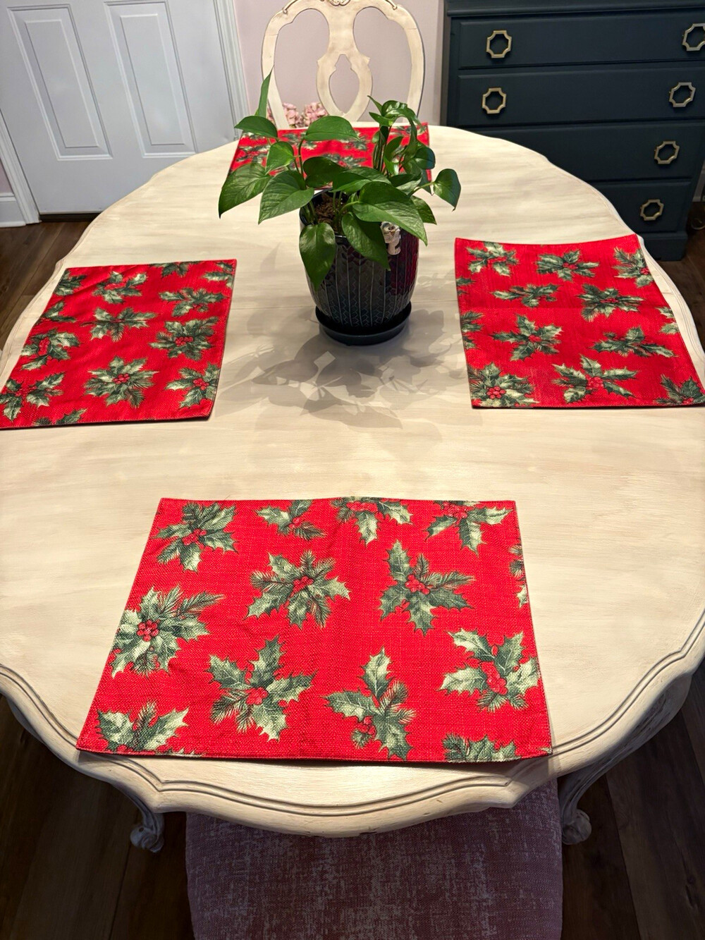 Christmas Holly Leaf Placemats Set of 4 Red Green Fabric Rectangle